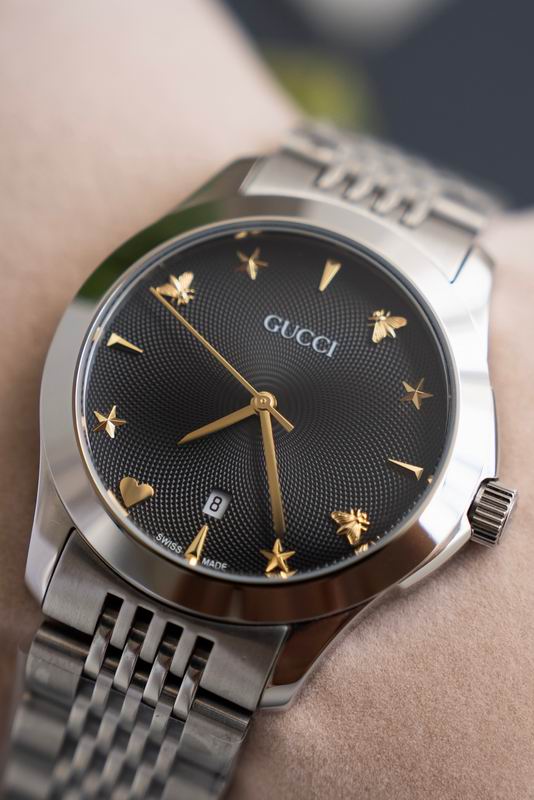 Gucci watch 072295